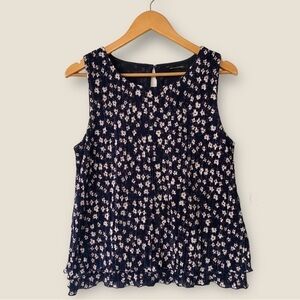 Banana Republic Floral Pleated Sleeveless Top